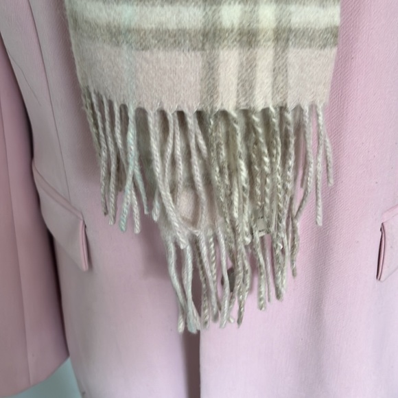 Authentic Burberry Made in Scotland Cashmere Muffler Pink Beige Ivory 56x12 VGUC - Picture 3 of 8